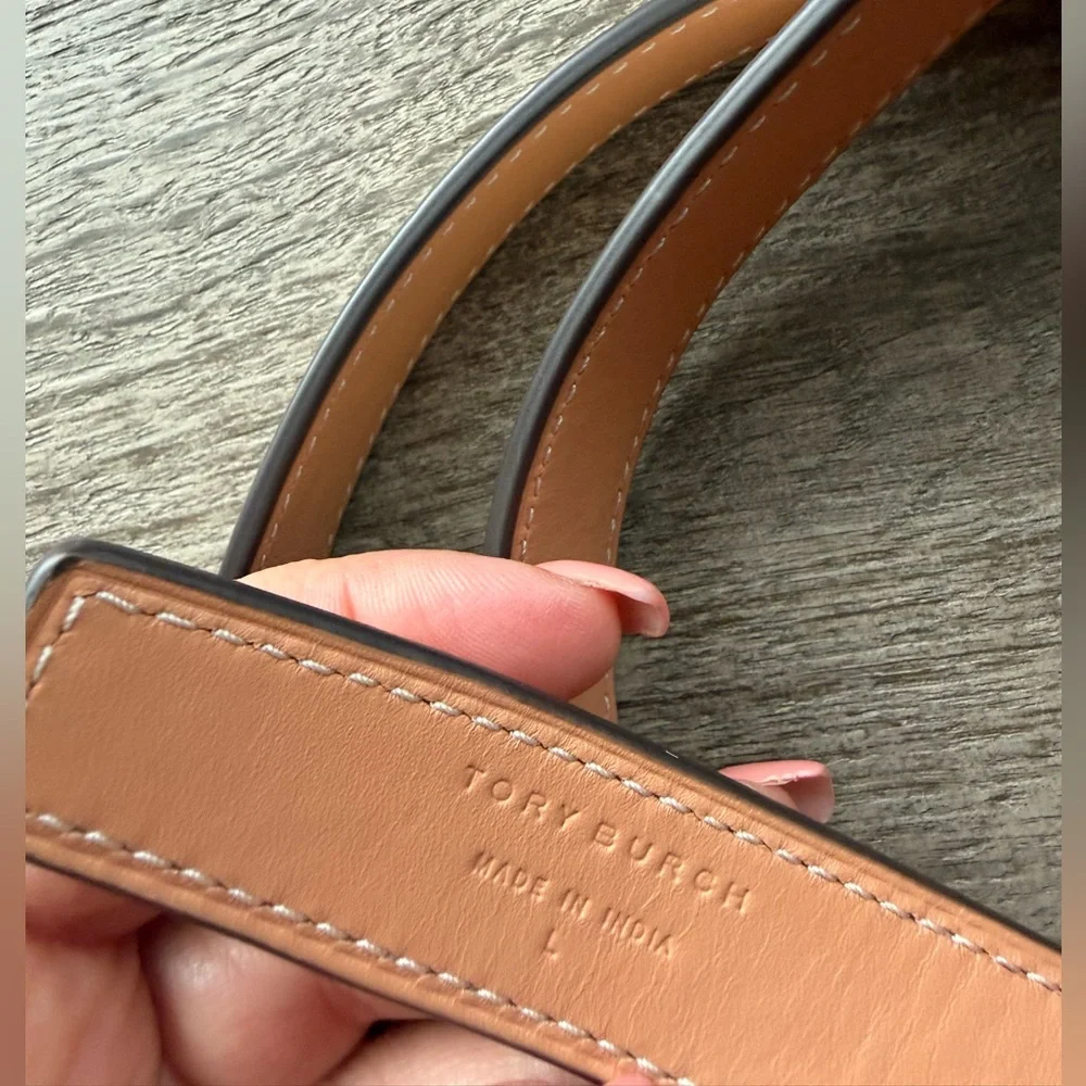 Tory Burch Miller 1” Leather White Logo Belt